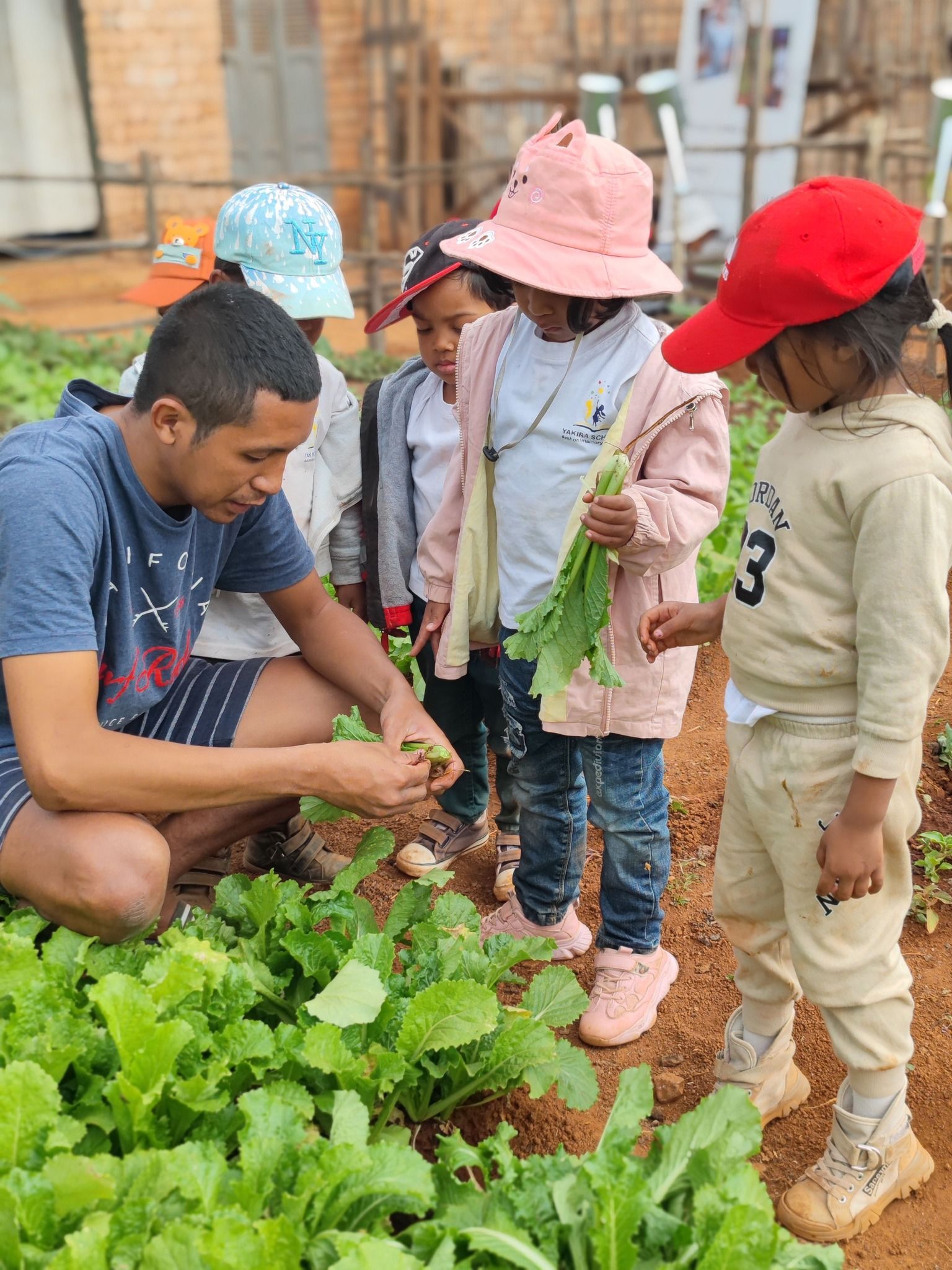 Classe verte à la Ferme de Bena : Yakira School au cœur de la nature